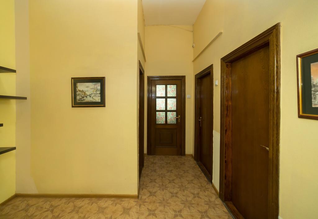 Cozy Apartment In Centre Of Kiev Luaran gambar