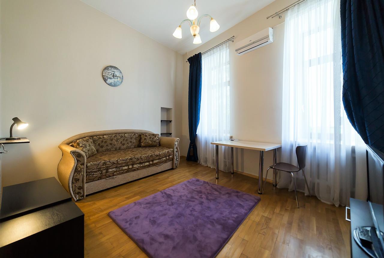 Cozy Apartment In Centre Of Kiev Luaran gambar